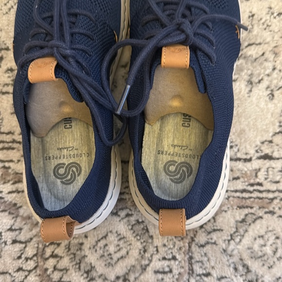 Clarks Cloudsteppers shoes - Picture 6 of 7